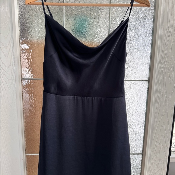 Gorgeous EUC Aritzia ‘Sunday Best’ a-line dress - Picture 5 of 6